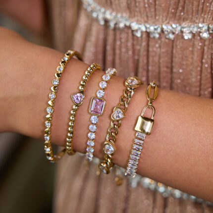 Heart-Shaped Zircon Bracelet