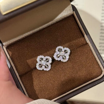 Four-Leaf Clover Luxury Earrings