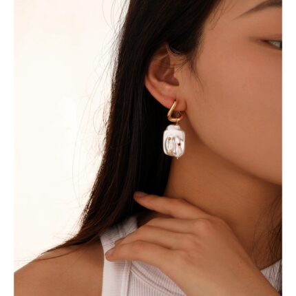 Baroque Pearl Earrings