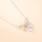 Vanilla Glow Necklace - Image 2