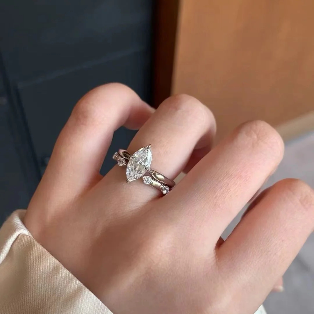 O1CN01MtMNfE1F3u9BfIakp__2218837510432-0-cib s925 High-quality rectangular ring with cultured pearl stone crafted from sterling silver - Image 1